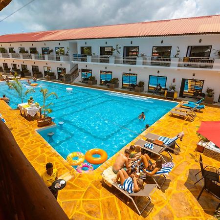Canary Hotel & Spa Nungwi Bagian luar foto