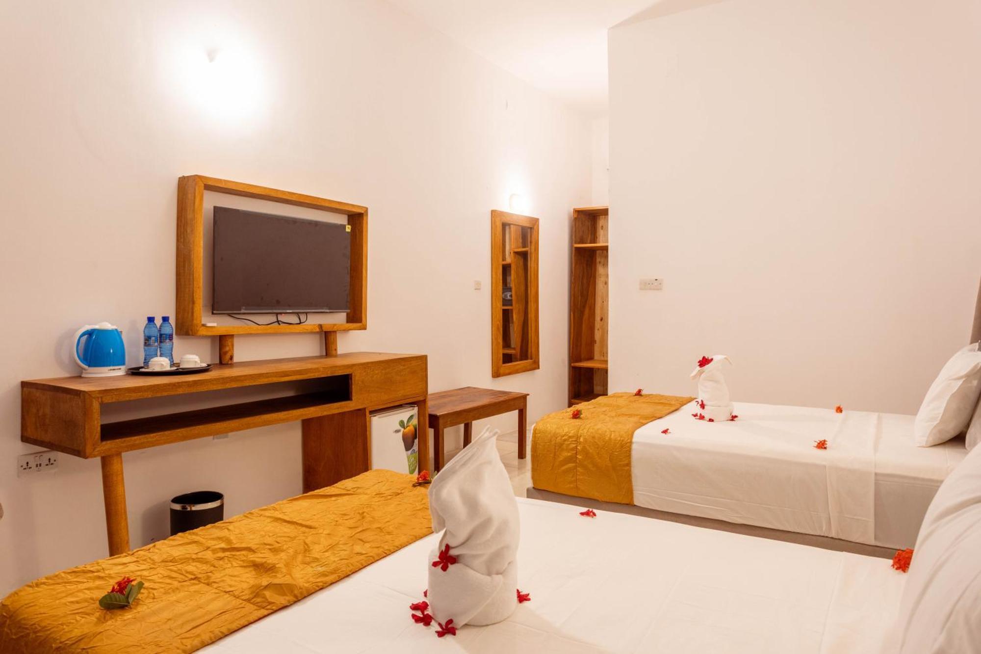 Canary Hotel & Spa Nungwi Bagian luar foto