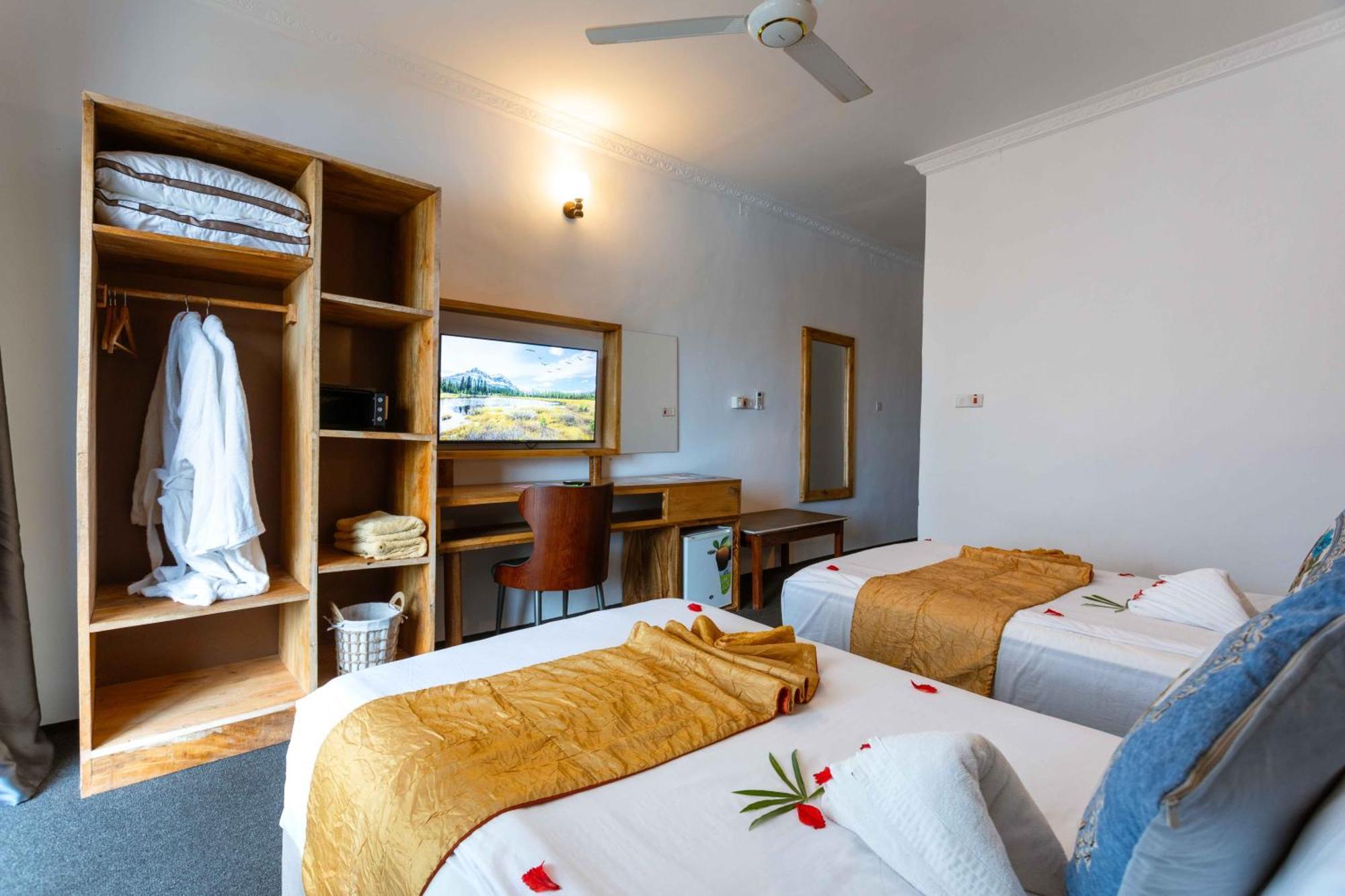 Canary Hotel & Spa Nungwi Bagian luar foto